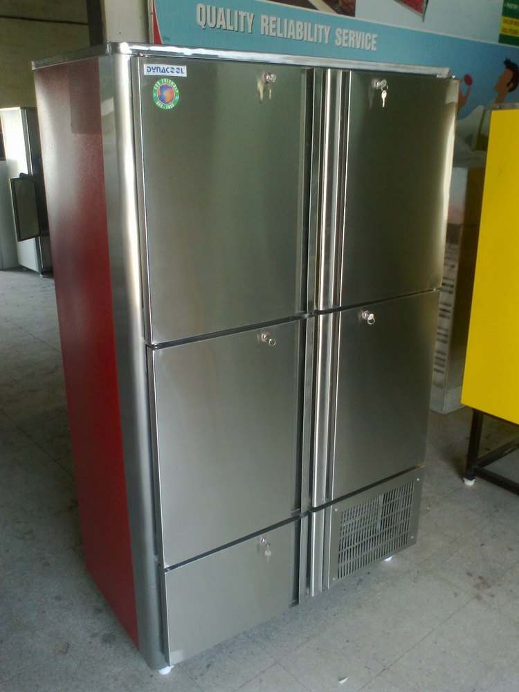 Stainless Steel Vertical Refrigerator, 210 Degree Celsius at best