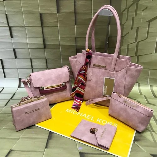 Top brands Designer handbags at Rs 1199/piece in Delhi ID 19779306991