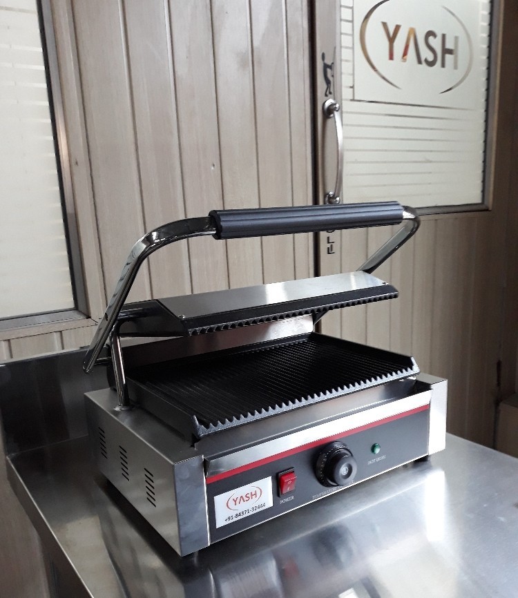 Yash Stainless Steel Commercial Sandwich Griller at Rs 15500 in Mohali