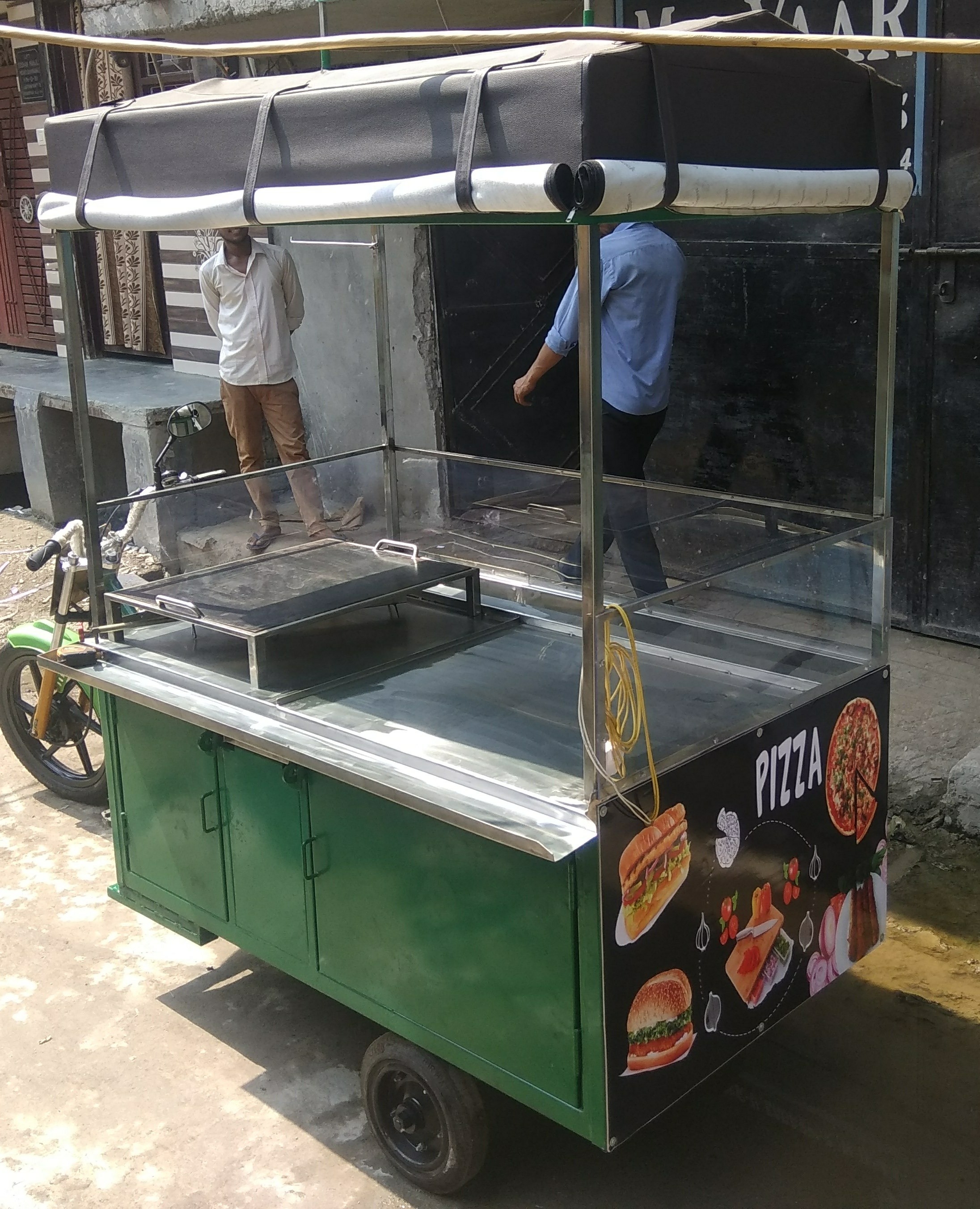 E Rickshaw Food Cart, Capacity 500 To 1000 Liters, PZ1, Rs 150000