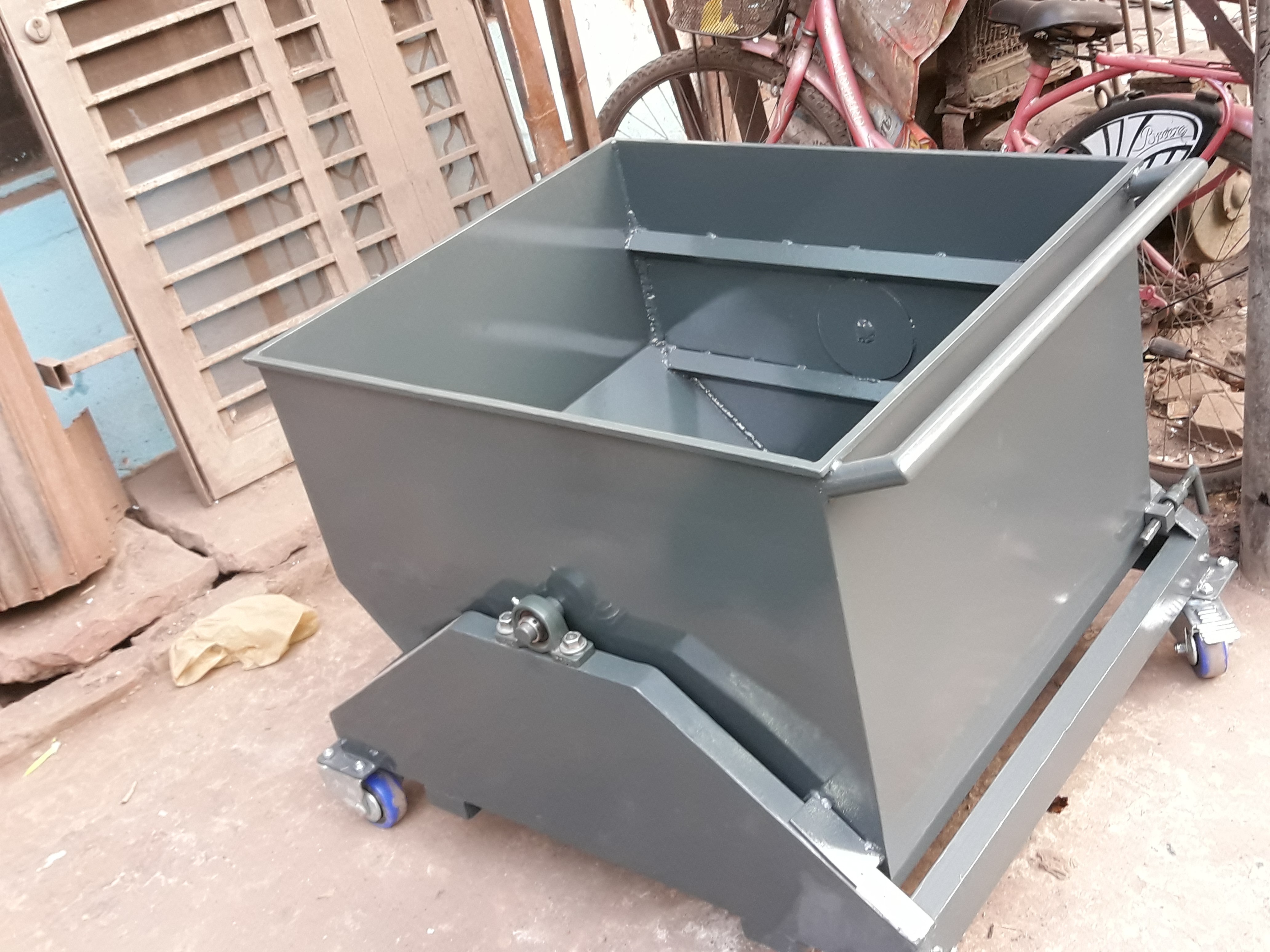 Mild Steel Chips Trolley, Capacity 400 kg, Rs 18000 /piece H. R