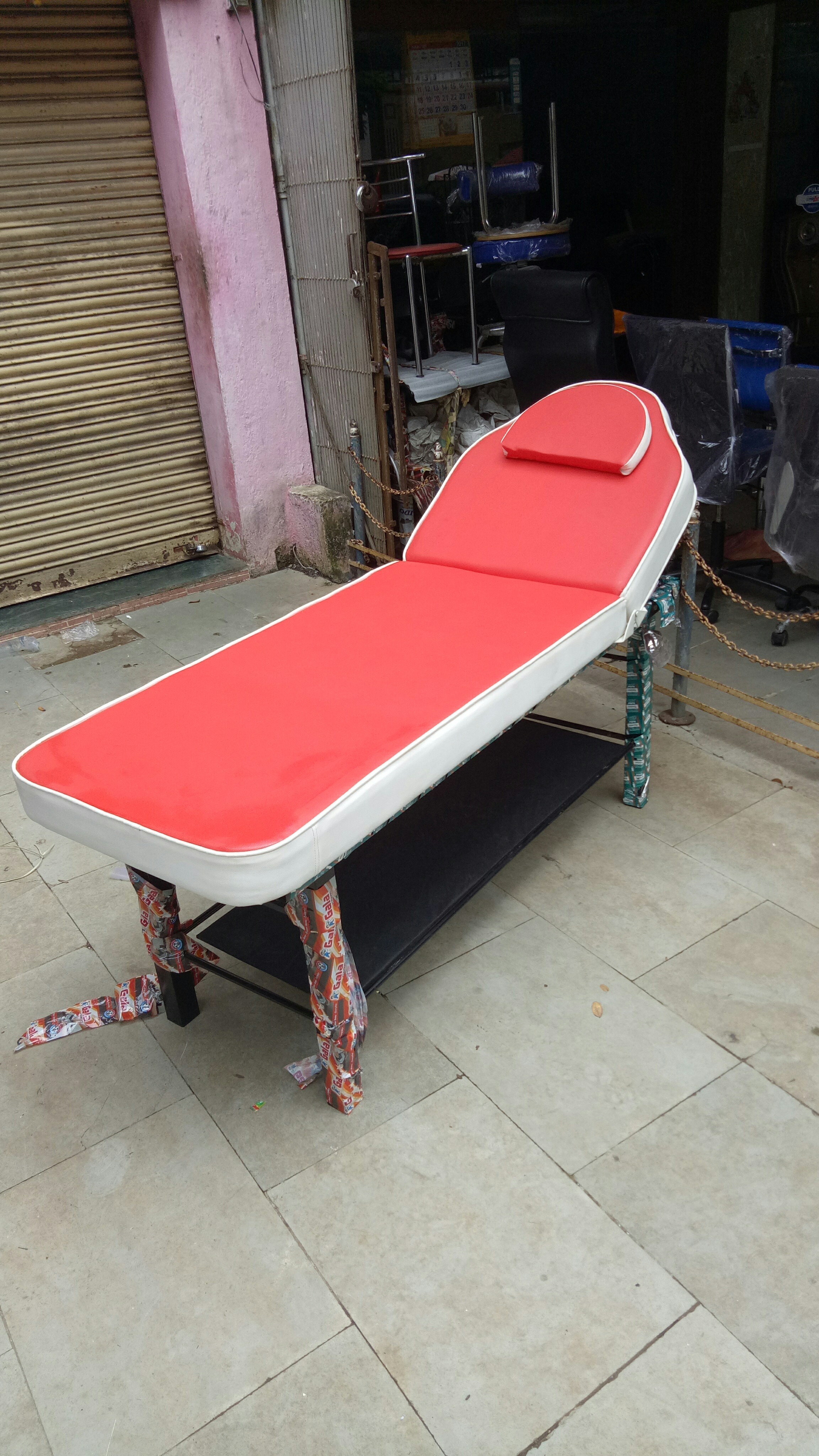 Black Massage Bed, Rs 6000 /piece Dynamic Chair ID 16352240062