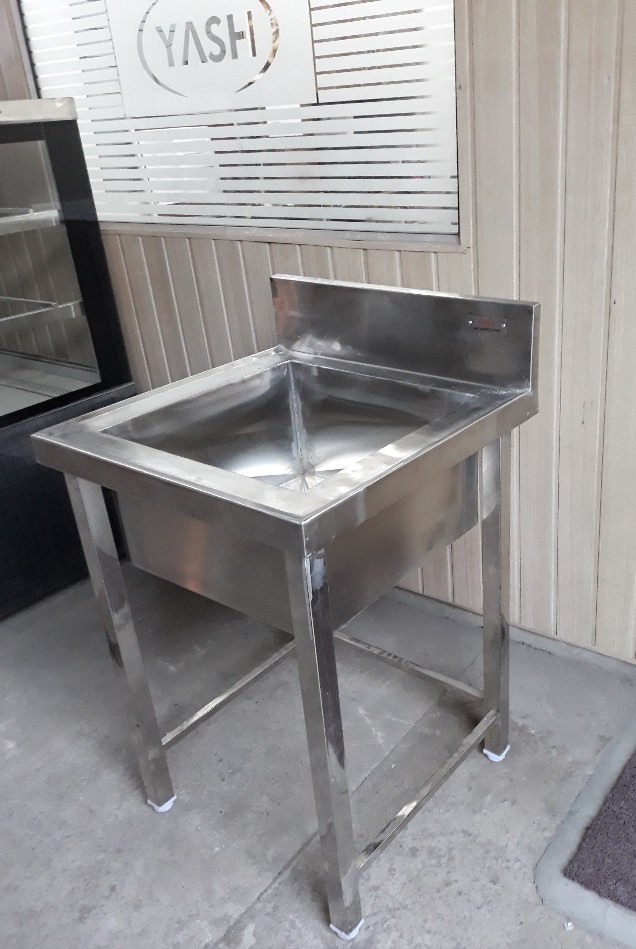 Yash Stainless Steel Square Single Unit Sink, For Home,Hotel at Rs 9600 in Mohali