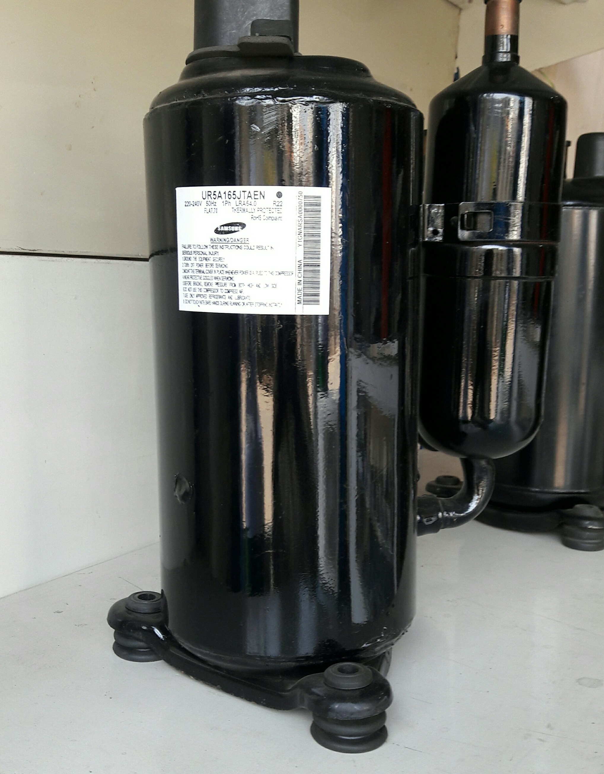 Samsung Black Compressor 2 Ton, Capacity 2 Ton, Industrial Cooling