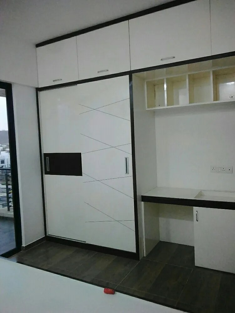 Wooden Flat ,baglow ,furniture Bed, Kapat ,sofa, Kitchen, Trolly,tv