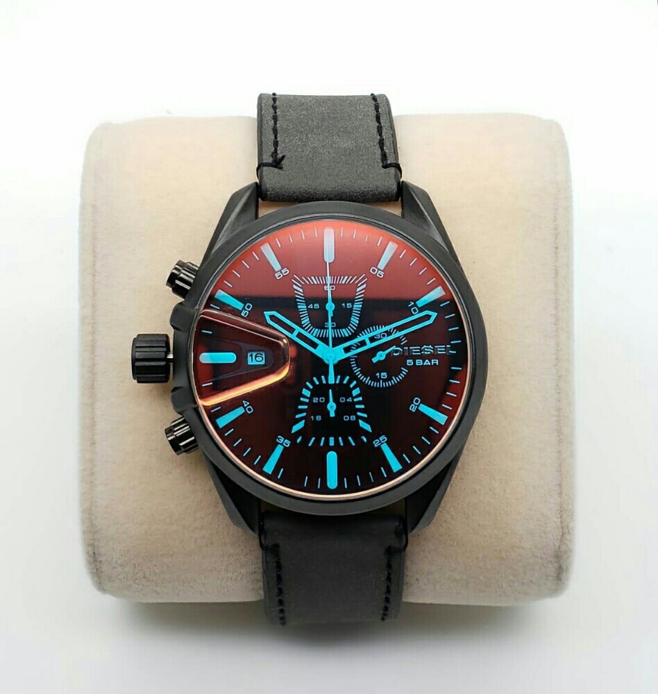 Diesel Tinted Glass 5 Bar Watch at Rs 2500/piece