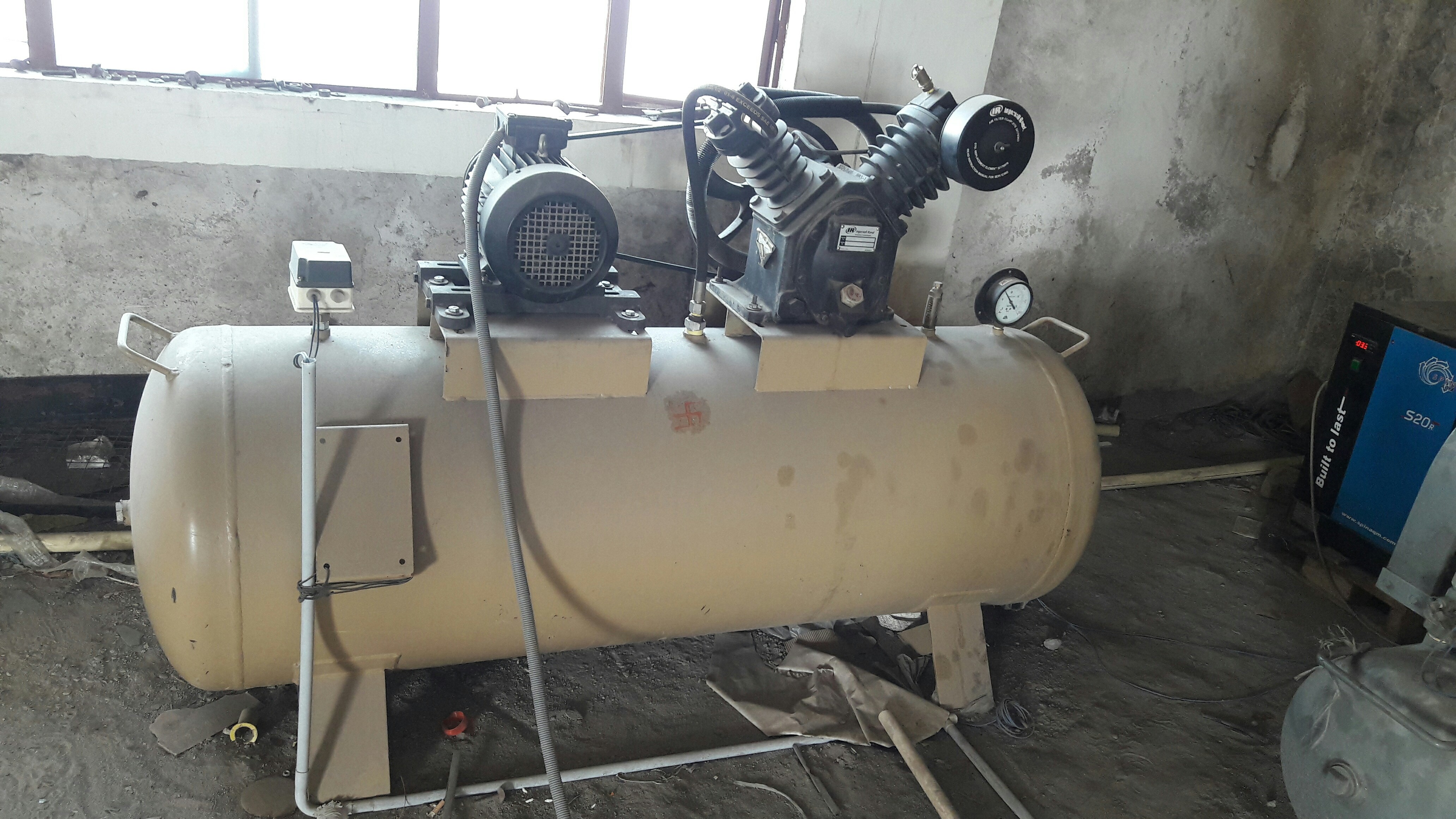 Air Compressor For Hospital, मेडिकल एयर कंप्रेसर, चिकित्सक एयर कंप्रेसर Siddharth Gas Services