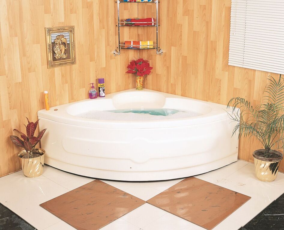 Madonna Lucite Acrylic Leo Bathtub 4.5' Corner, Madonna Home Solutions