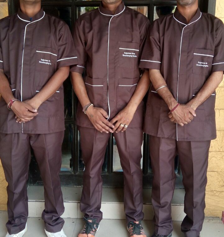 Brown Cotton And Polyester Housekeeping Uniform, Size Medium And XL