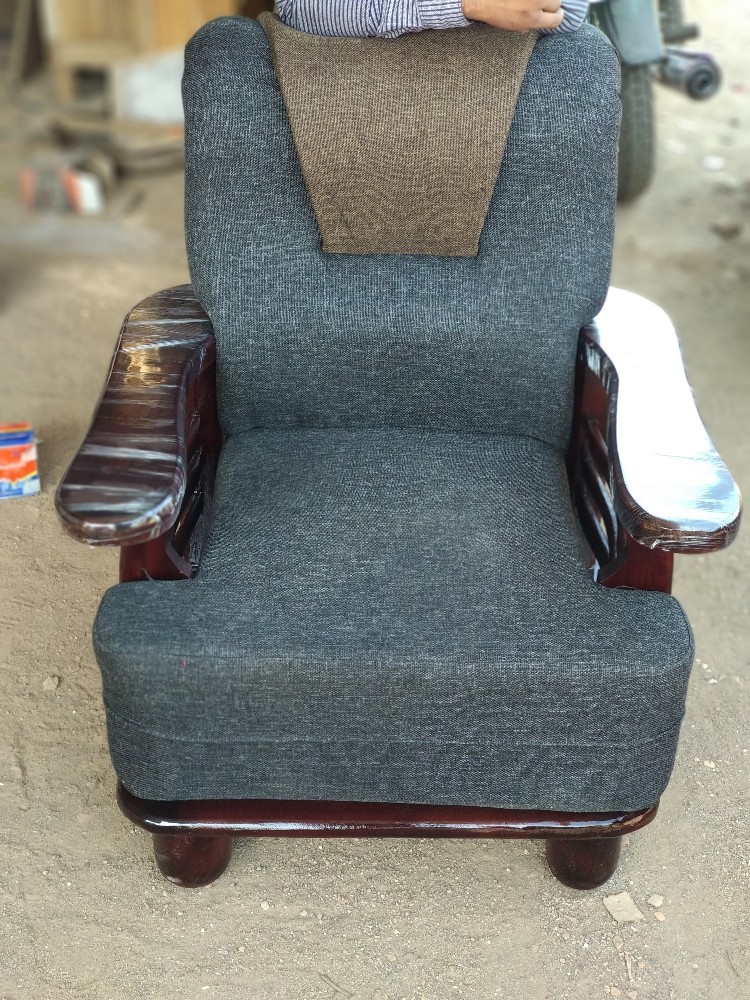Kamlesh Furniture Wooden Wood Sofa Chairs, Hall at Rs 12000 in Jabalpur