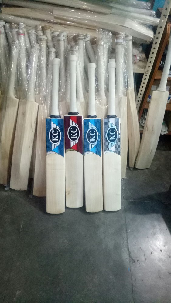 KC Bespoke English Willow Cricket Bats at best price in Meerut ID