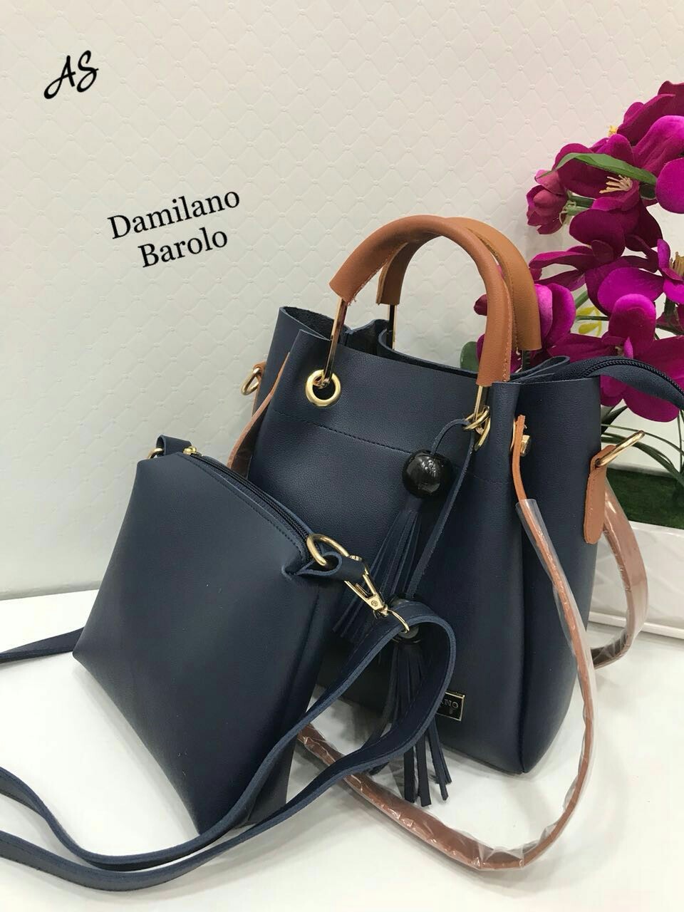 Da Milano Leather Bags, Rs 1000 /bag Trendy Collection ID 18307779755