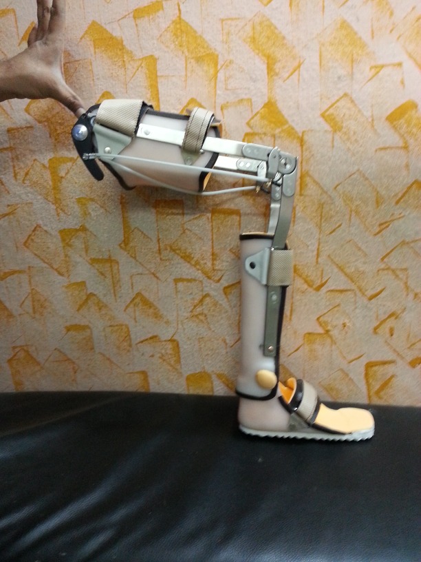 Ortho India Leg Cable Control Automatic Knee Lock Modular Kafo Caliper, Size Medium, Rs 15000