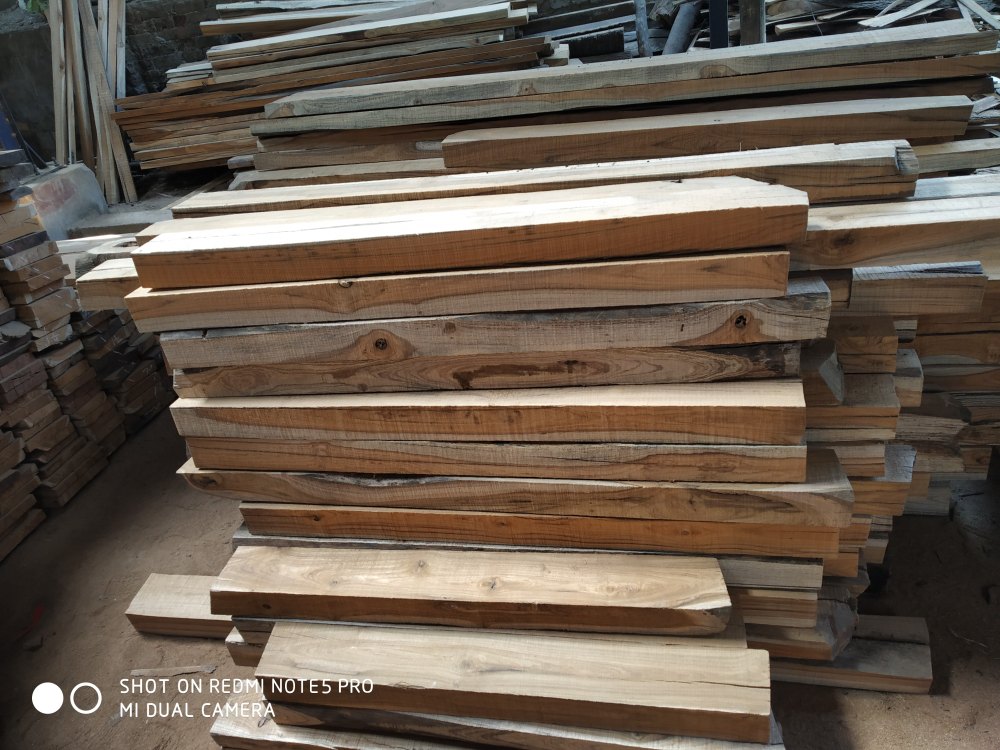 Red Teak Wood at Rs 4000/foot in Aheri ID 19267873888