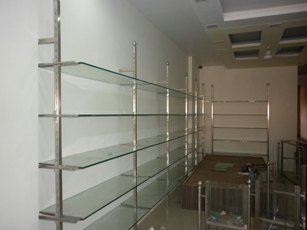 4 Shelves Wall Mounted Glass Display Rack, For Departmental Stores at