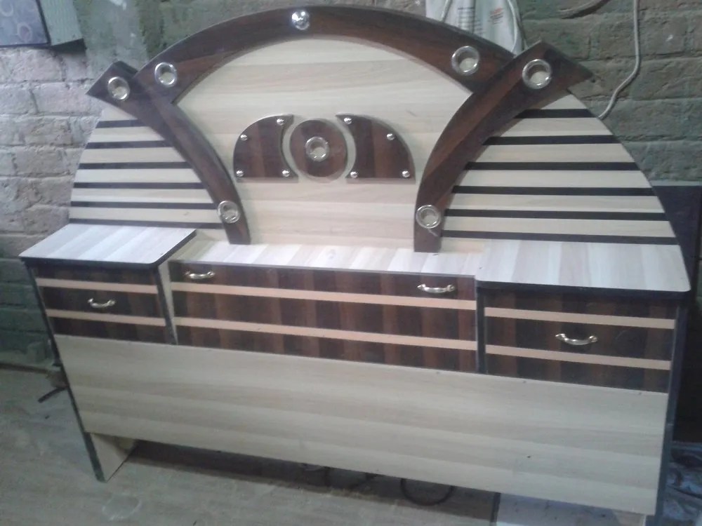 Bedroom Bed at best price in Indore by Laxmi Enterprises ID 14012743662