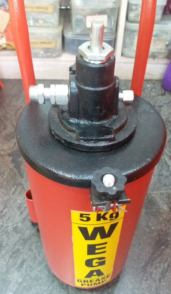 Vega Grease Dispensers Hand Operated Pneumatic at Rs 3514 in Visakhapatnam