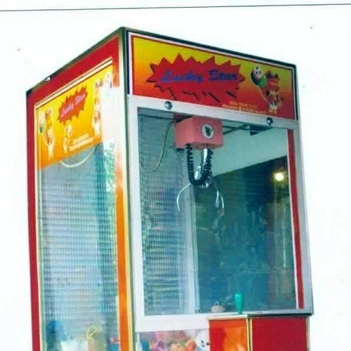 Manual Toy Catcher Machine at Rs 68000 Toy Claw Machine in New Delhi