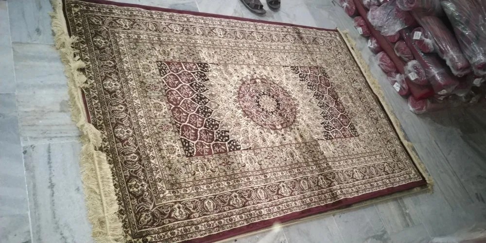 Kashmiri Carpets at Best Price in India