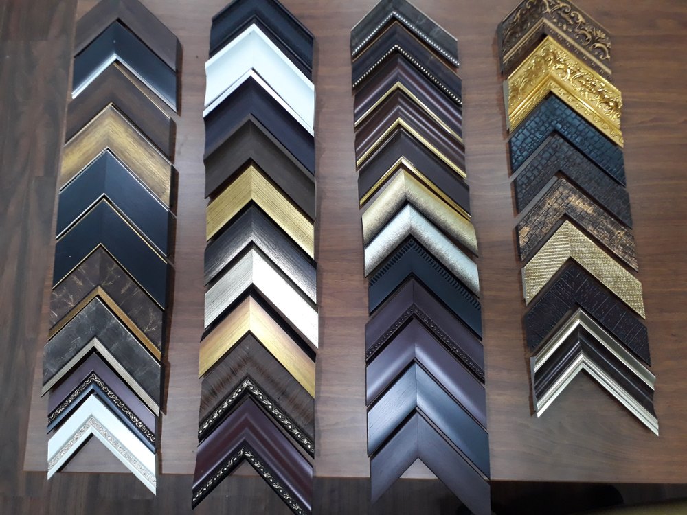 Designer Photo Frame Moulding at best price in Pune by Royal Frames