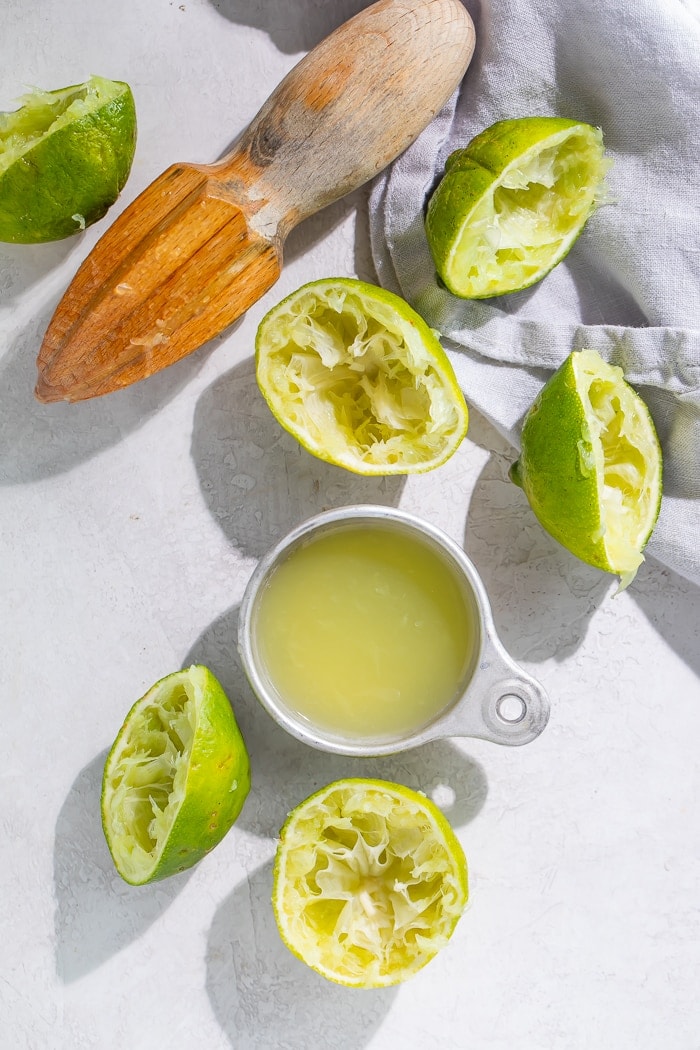 How Much Lime Juice In One Lime / Lime juice is used as an ingredient in some cocktails.