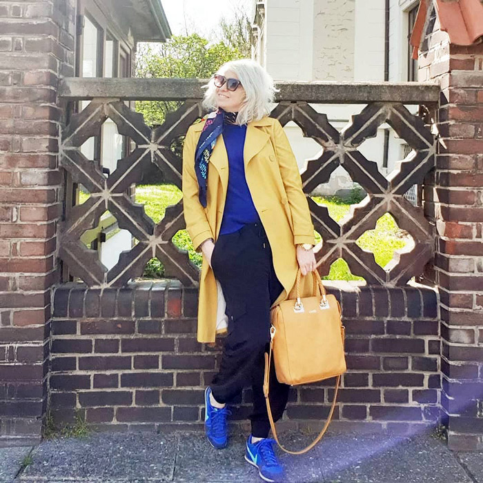 How to wear yellow different ways and color combinations