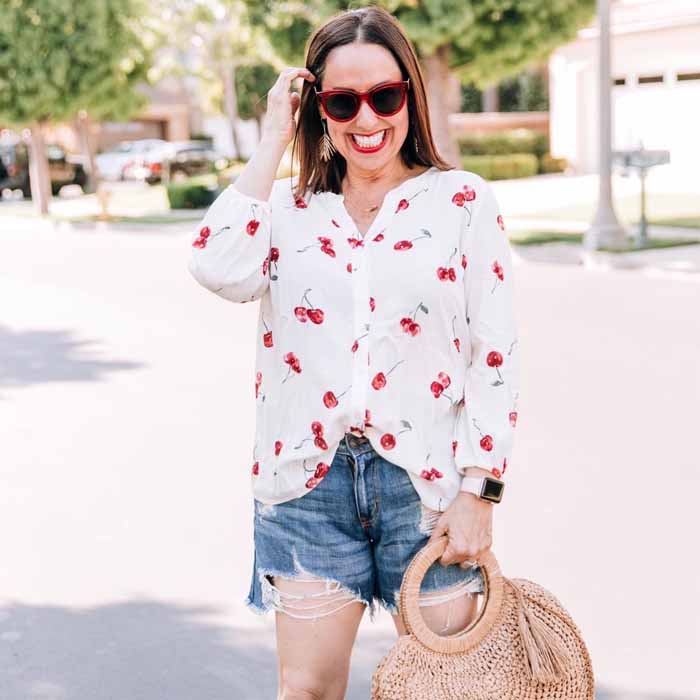 100 most stylish women over 40 on Instagram