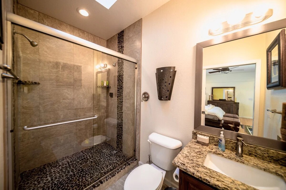 Handicap Accessible 420 Friendly Pool House Resort Style 420 Friendly Booking