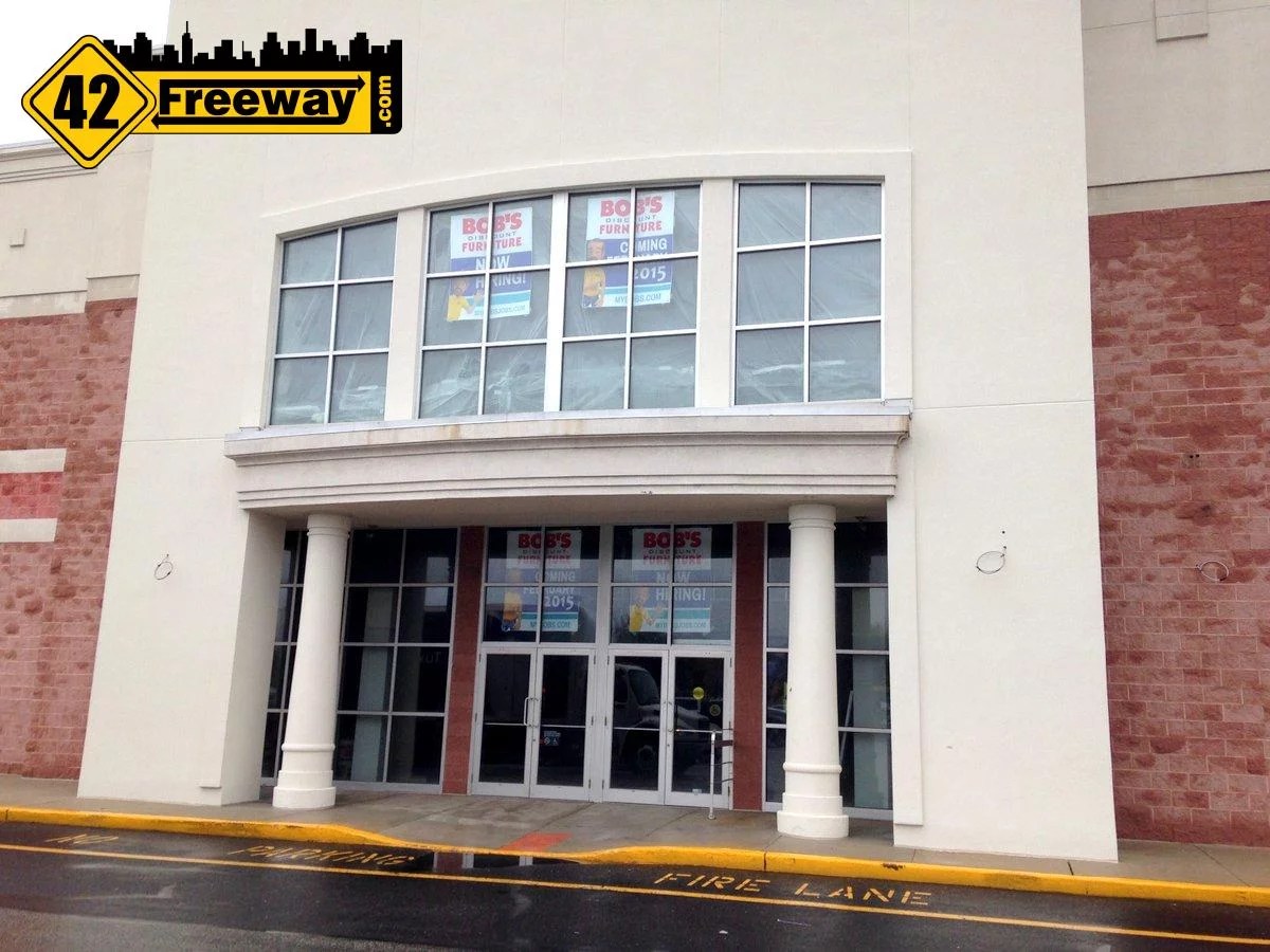 Deptford Bob's Opens Feb 12th plus Burlington Factory Career Fairs