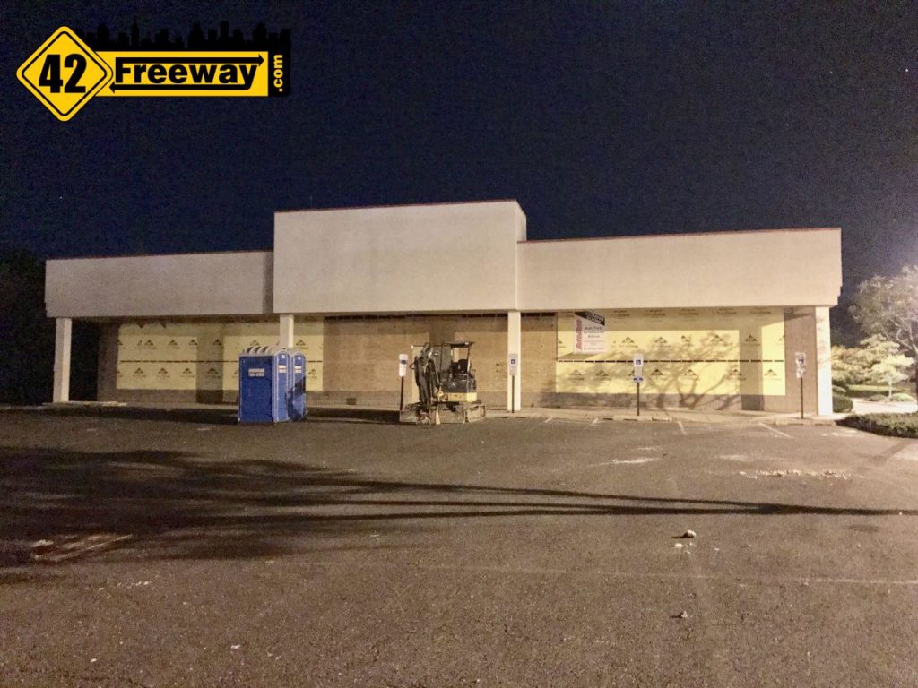 Autozone moving into Deptford's FootAction building at Home Depot 42 Freeway