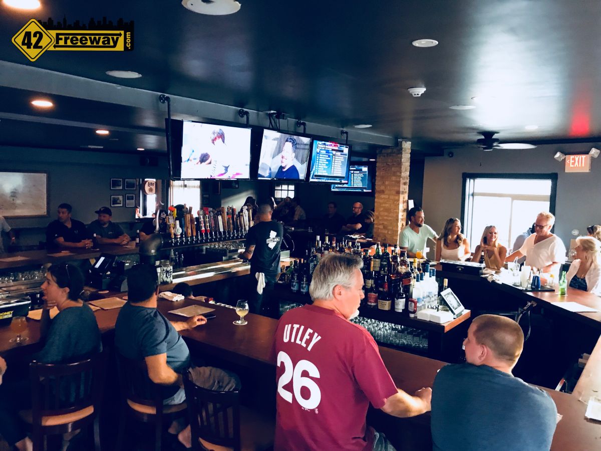 The Mile Bar in Runnemede has Opened! 42 Freeway