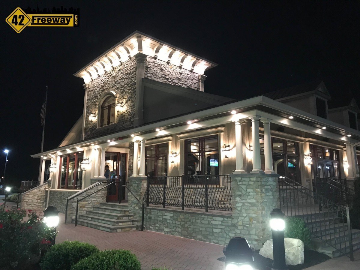 Laughing Fox Tavern in Magnolia is Open! We Visited... 42 Freeway