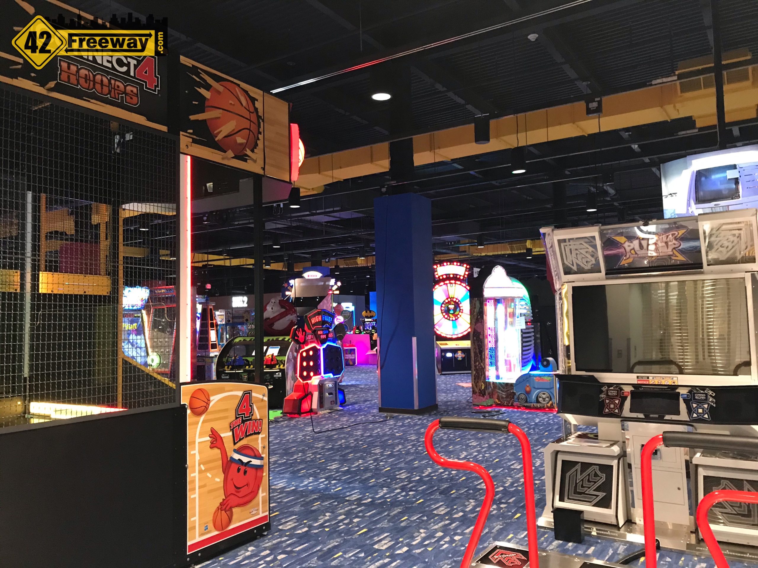 Round1 Deptford Mall Opens Oct 24! Bowling, Billiards, Bar, Arcade! Onsite Applications This