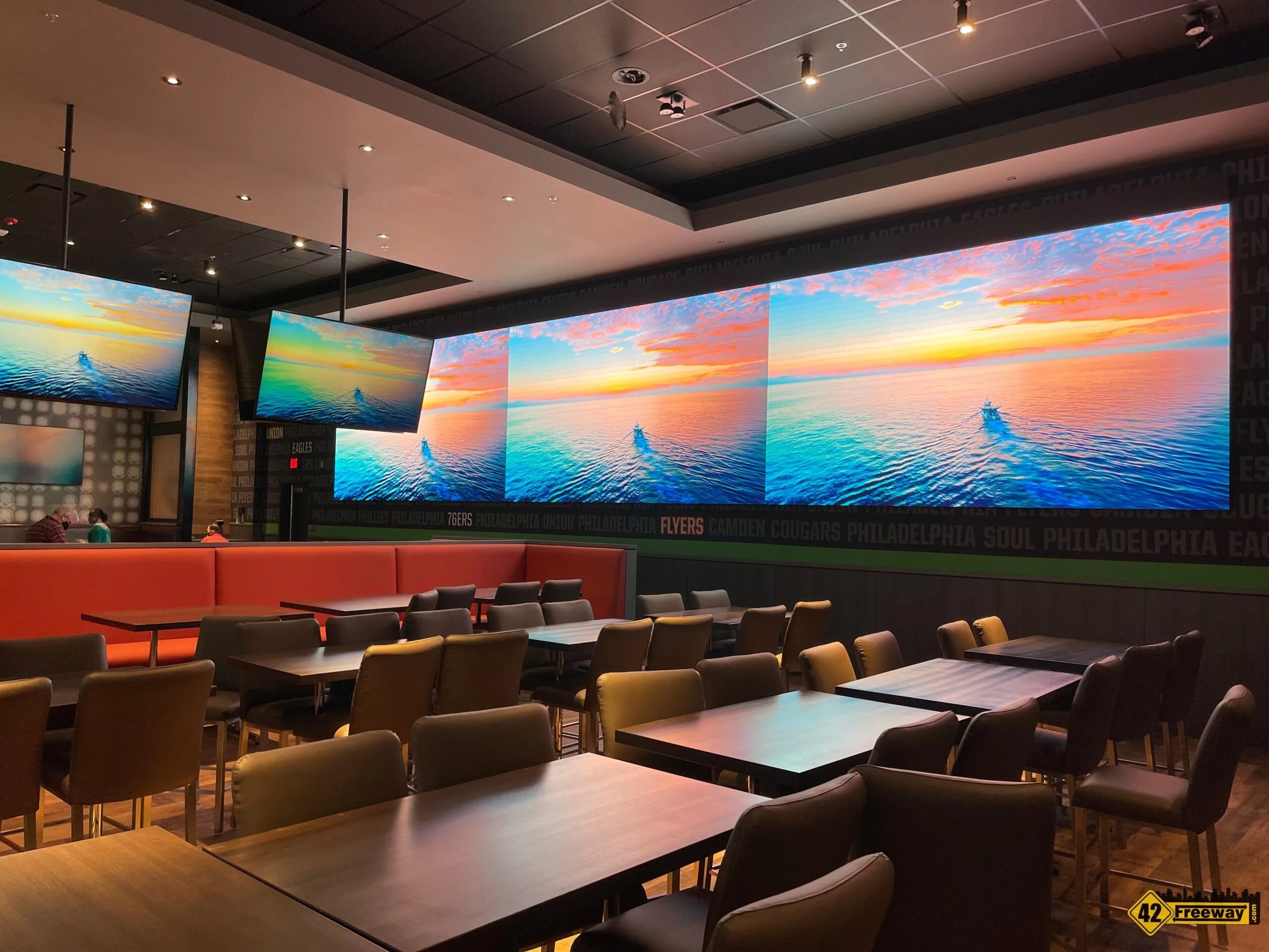 Dave & Busters Preview Photo Tour! We Take You Inside! Opens December