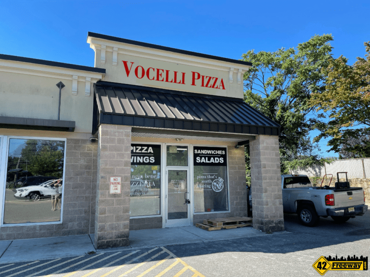 Vocelli Pizza Coming to Bellmawr. Aldi Shopping Center 42 Freeway