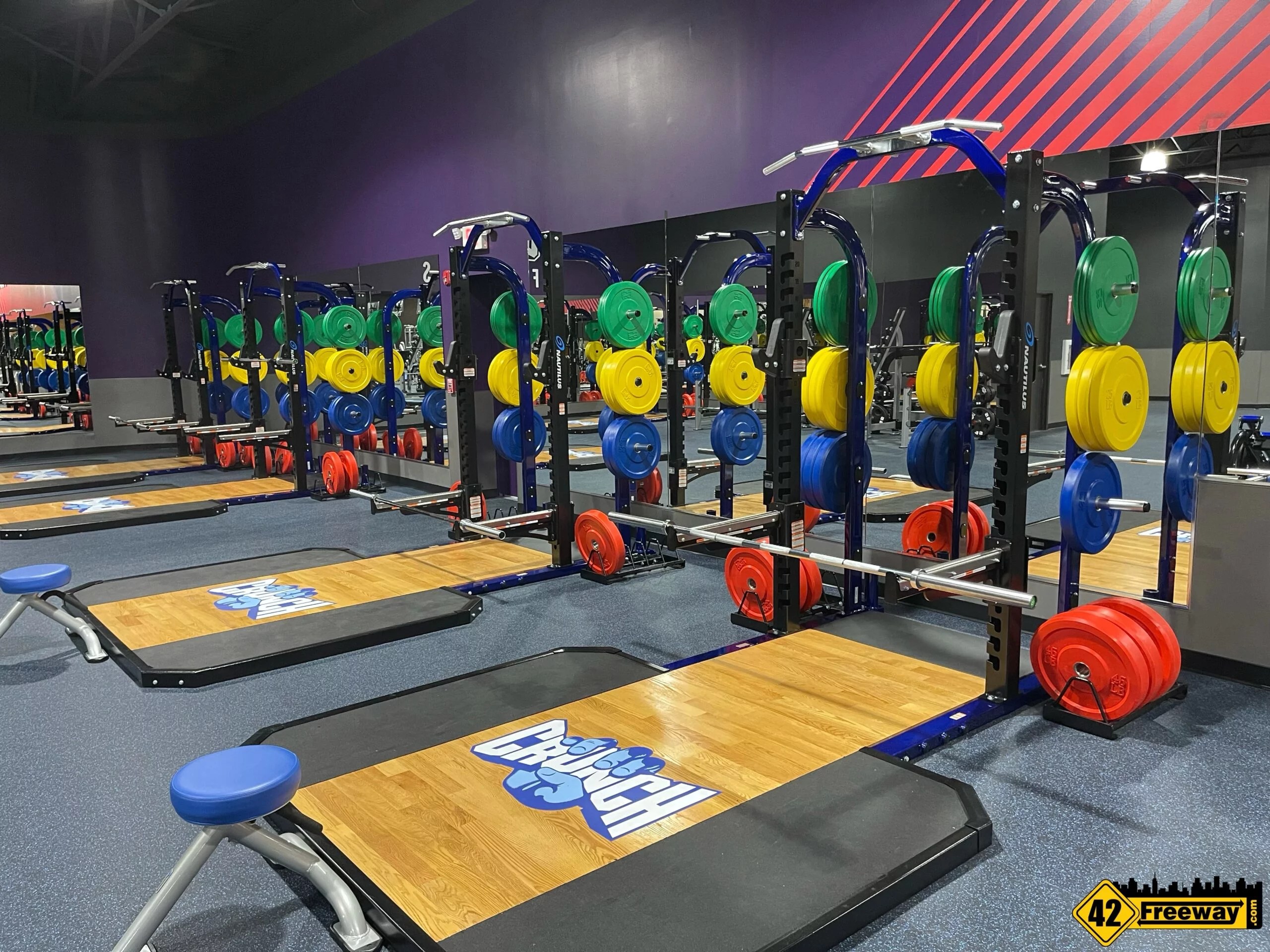 Crunch Fitness is Open in Deptford! Photo Gallery Tour! 42 Freeway