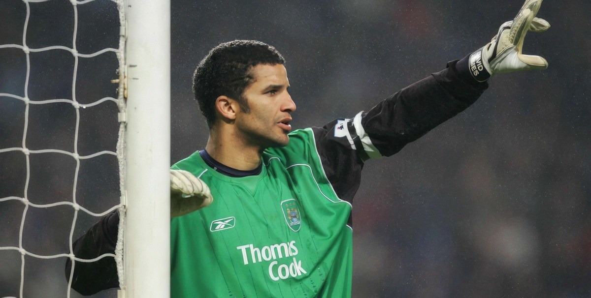 Goalkeepers with the most Premier League clean sheets