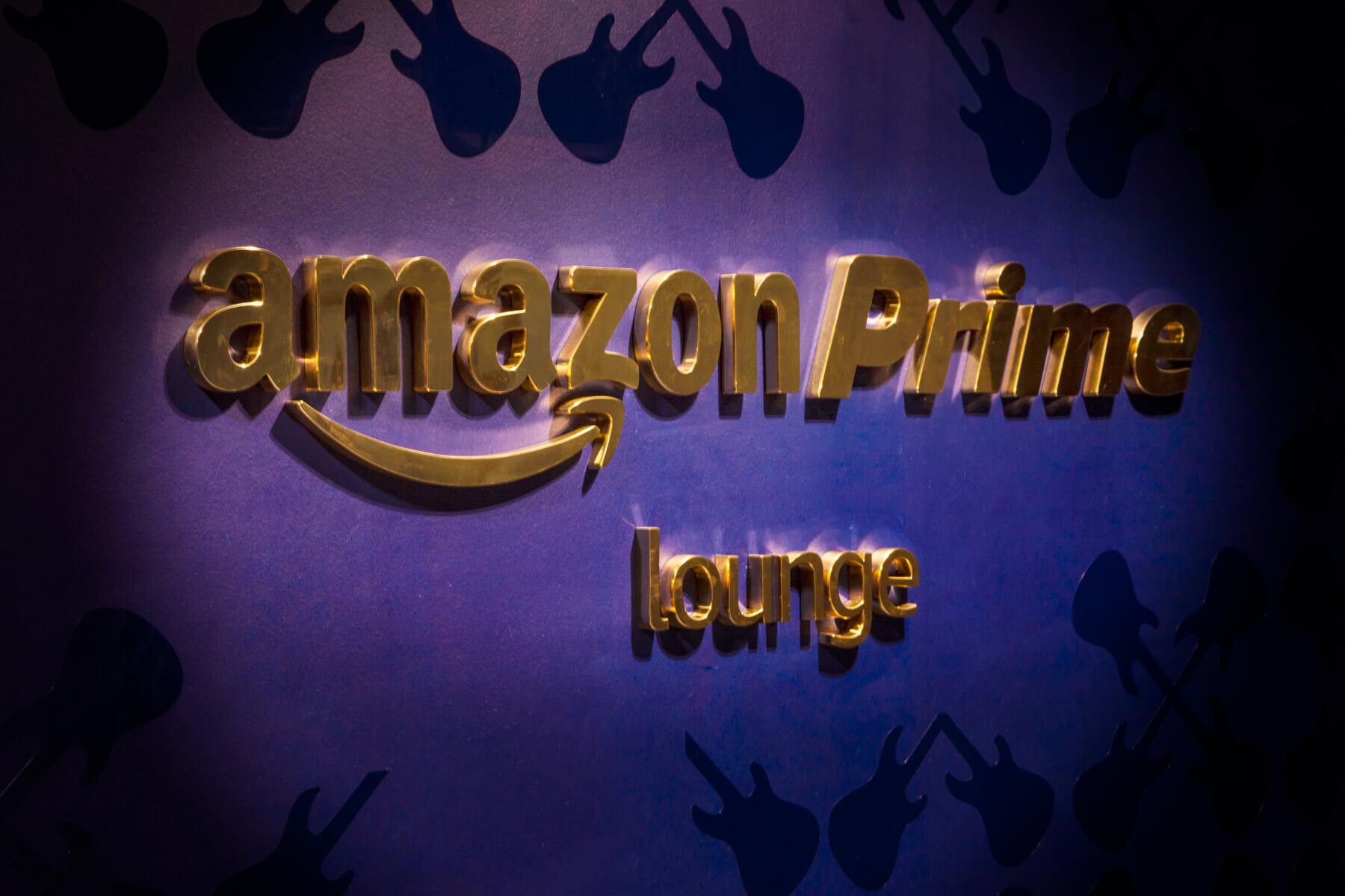 442 Design › Amazon Lounges