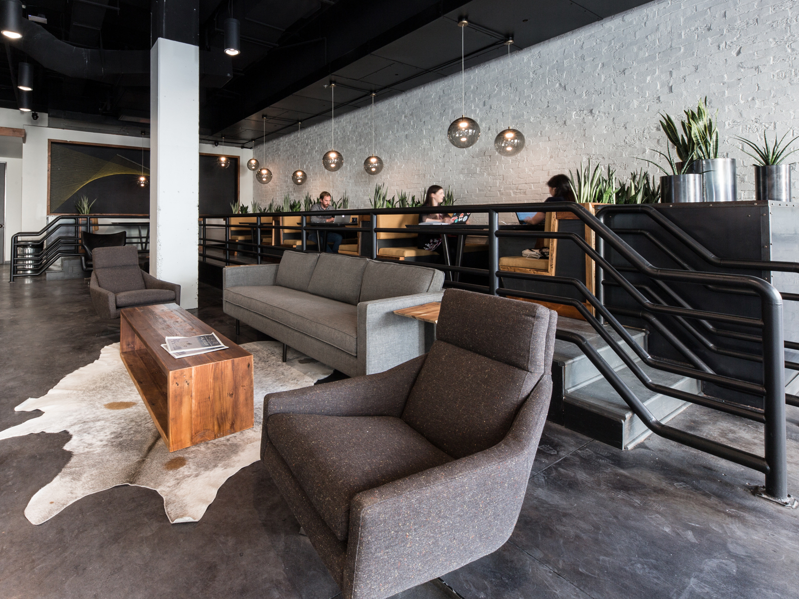 COMMON DESK FORT WORTH 44BLD