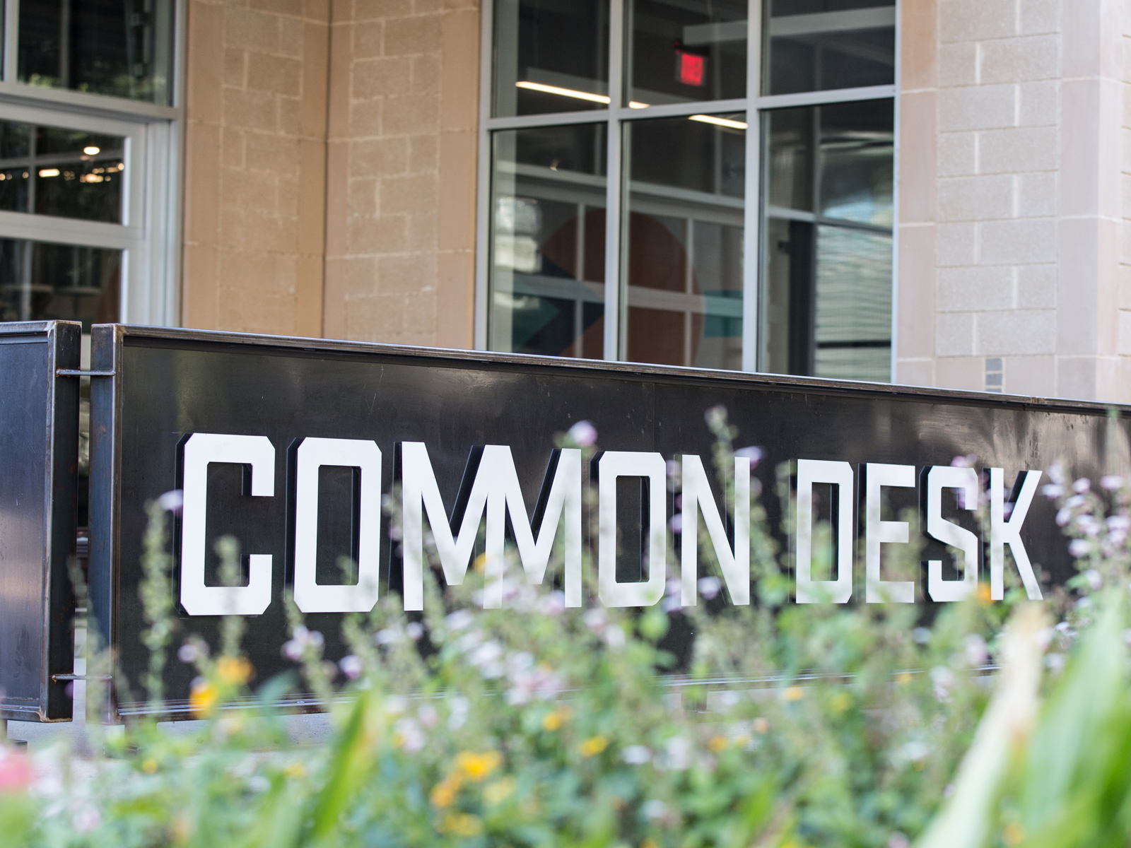 COMMON DESK FORT WORTH 44BLD