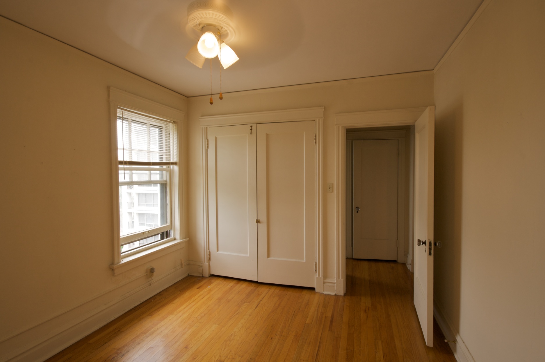 4515 Lindell Apartments