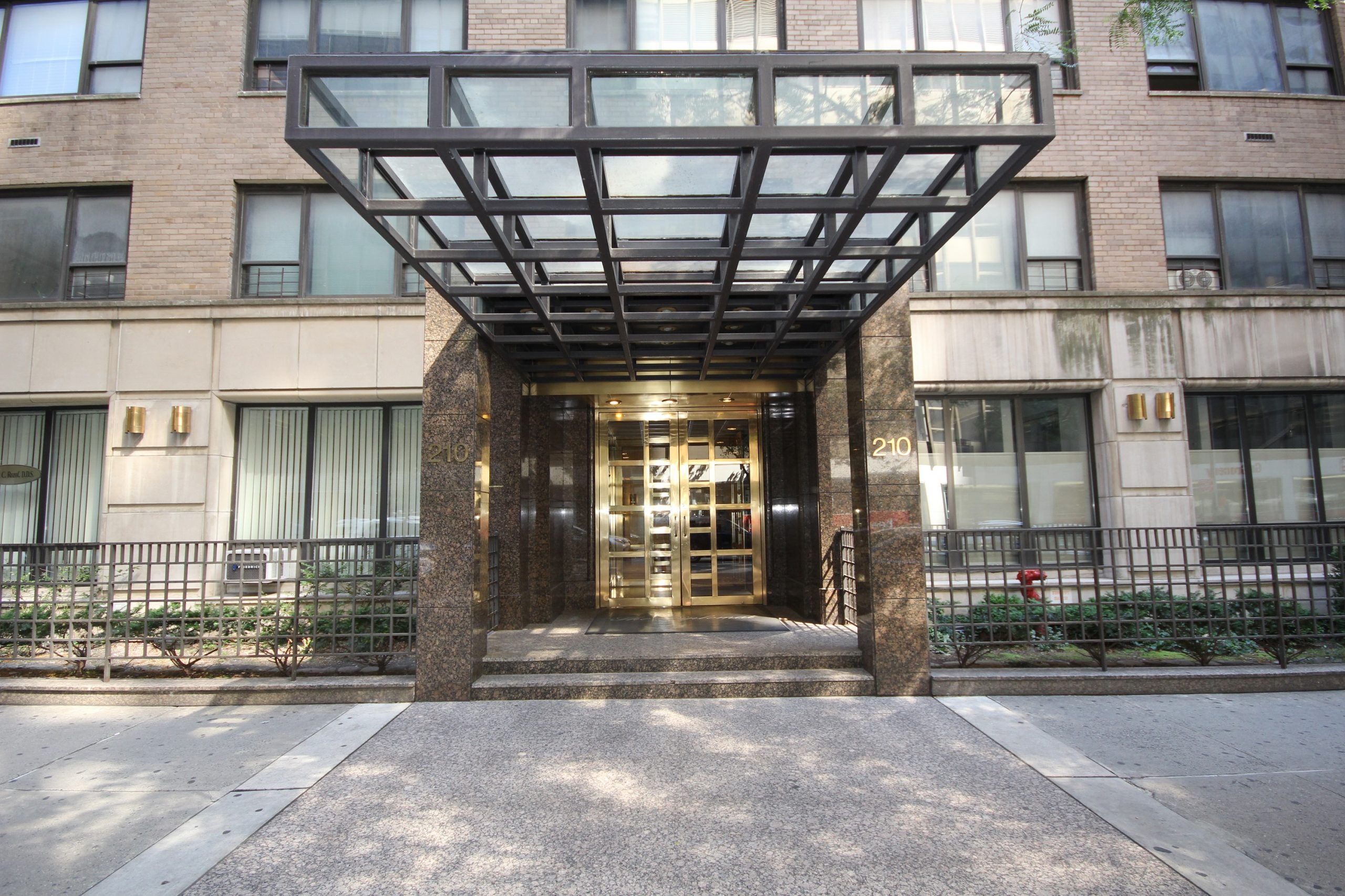 Gregory Towers The site of 460 East 79th Street