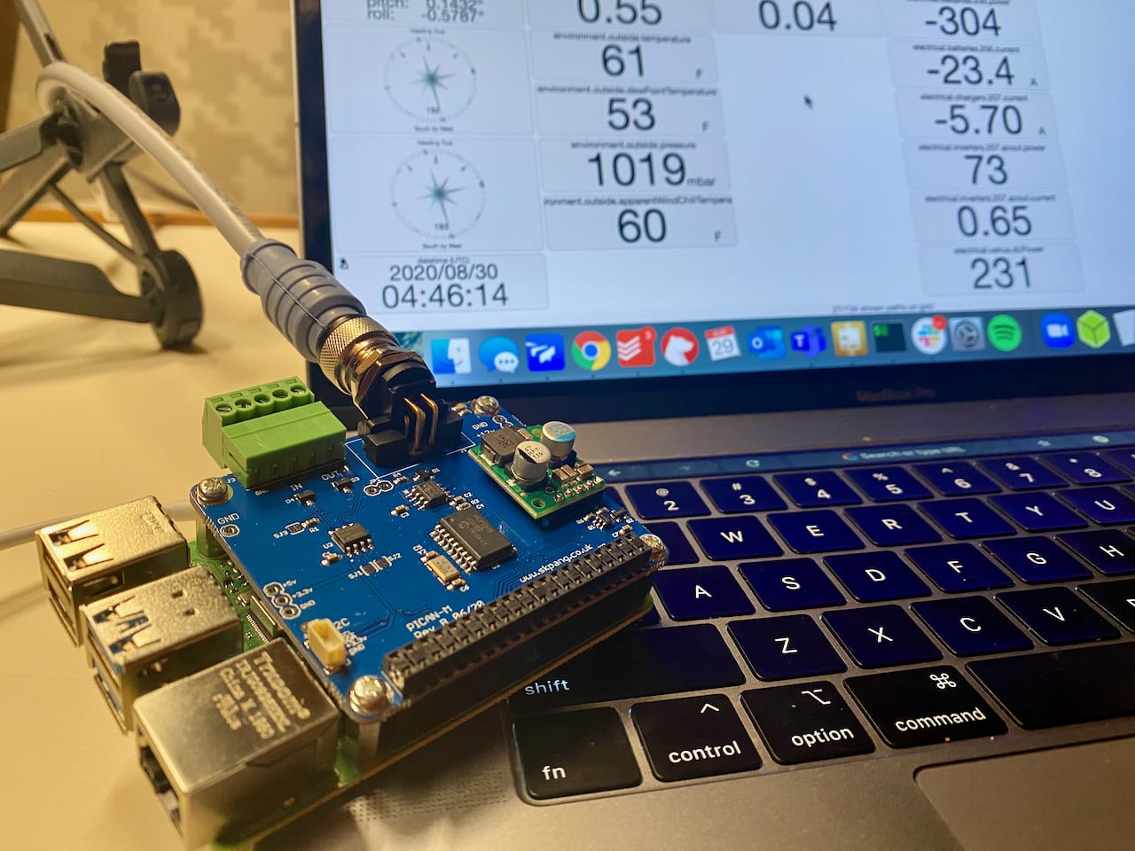 Adding a NMEA 2000 powered Raspberry Pi to your boat 48° North