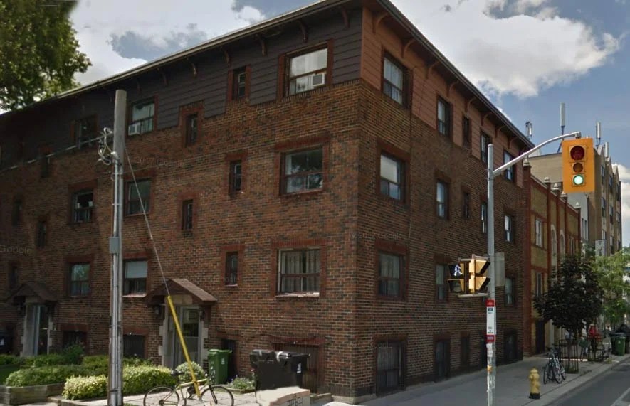 TO 492496 MONTROSE (at Bloor) Apartment For Rent Toronto