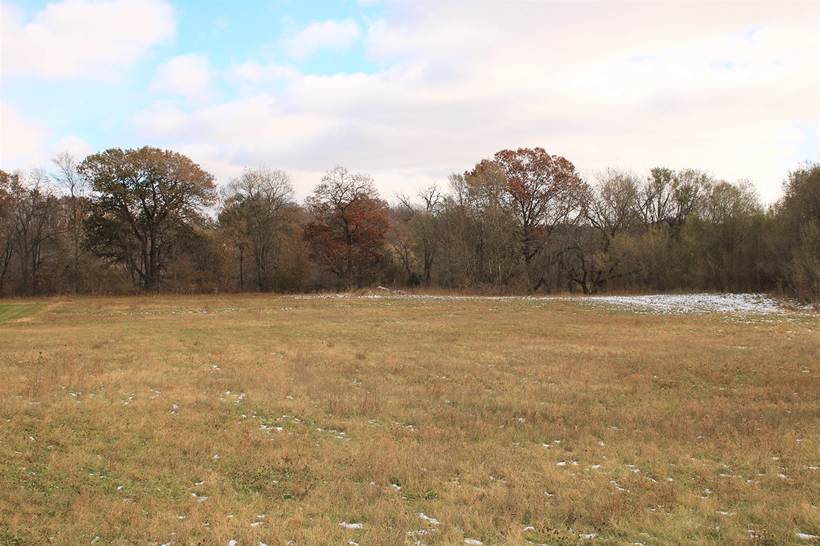 7 Acres of SW WI Land & 750′ of Shoreline on the La Crosse River