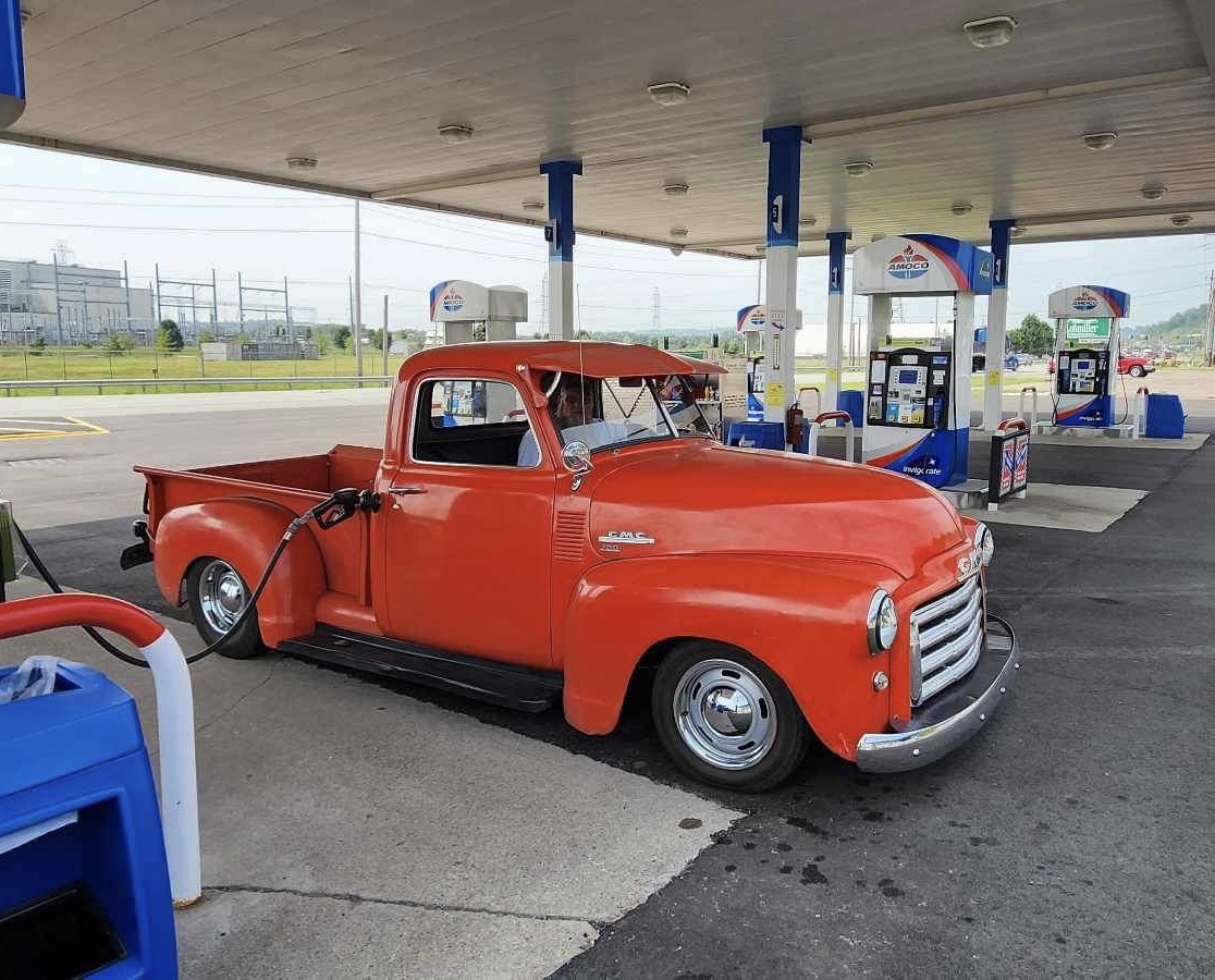 4 Speed on 50 Fuel Center Lawrenceburg, Indiana