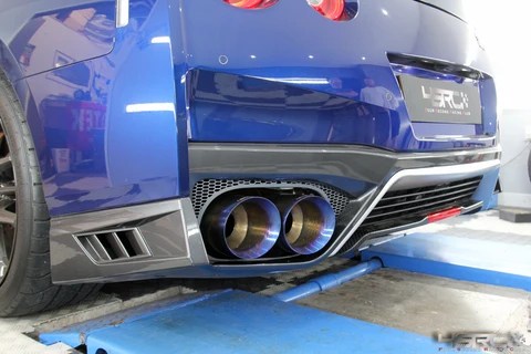 4SRC Nissan GT-R R35 full titanium exhaust tips / tail pipes – 4SRC Limited