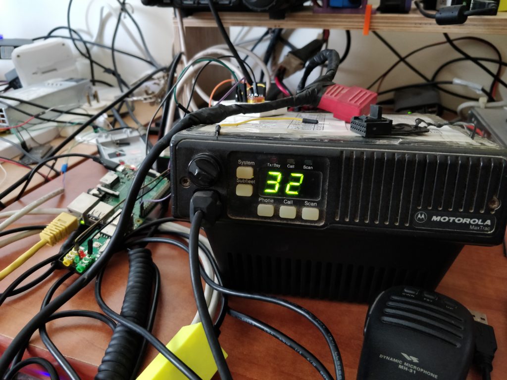 Building APRS Digipeater with Raspberry Pi 4X5MG