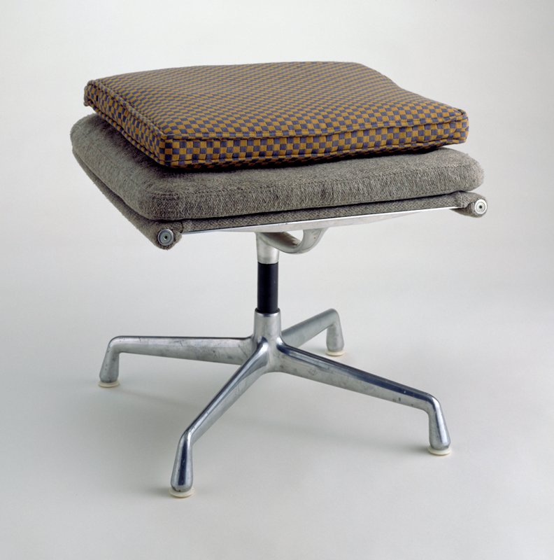 🔎 artist"Herman Miller, Inc., Zeeland, Michigan, Est. 1923" Mia