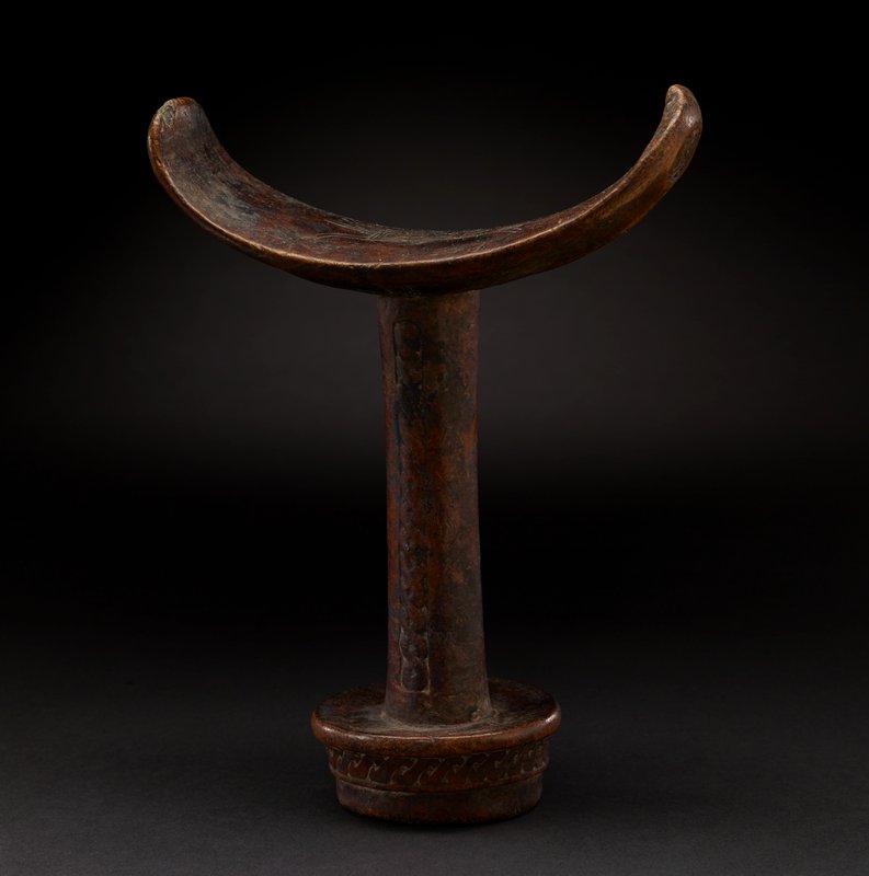 Headrest, Unknown Mia